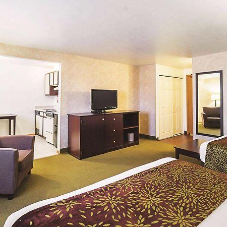 La Quinta By Wyndham Woodburn Hotel Luaran gambar