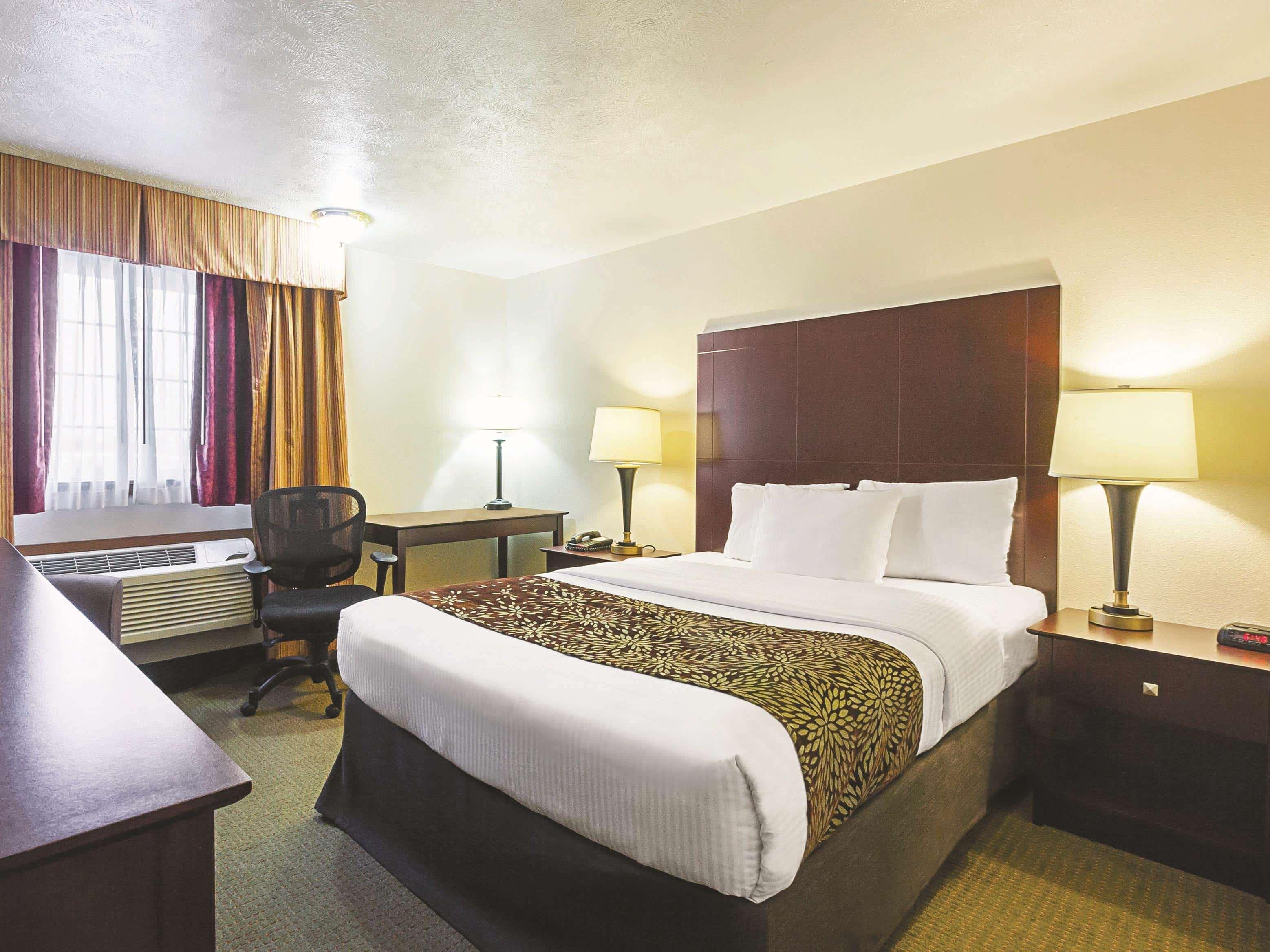 La Quinta By Wyndham Woodburn Hotel Luaran gambar