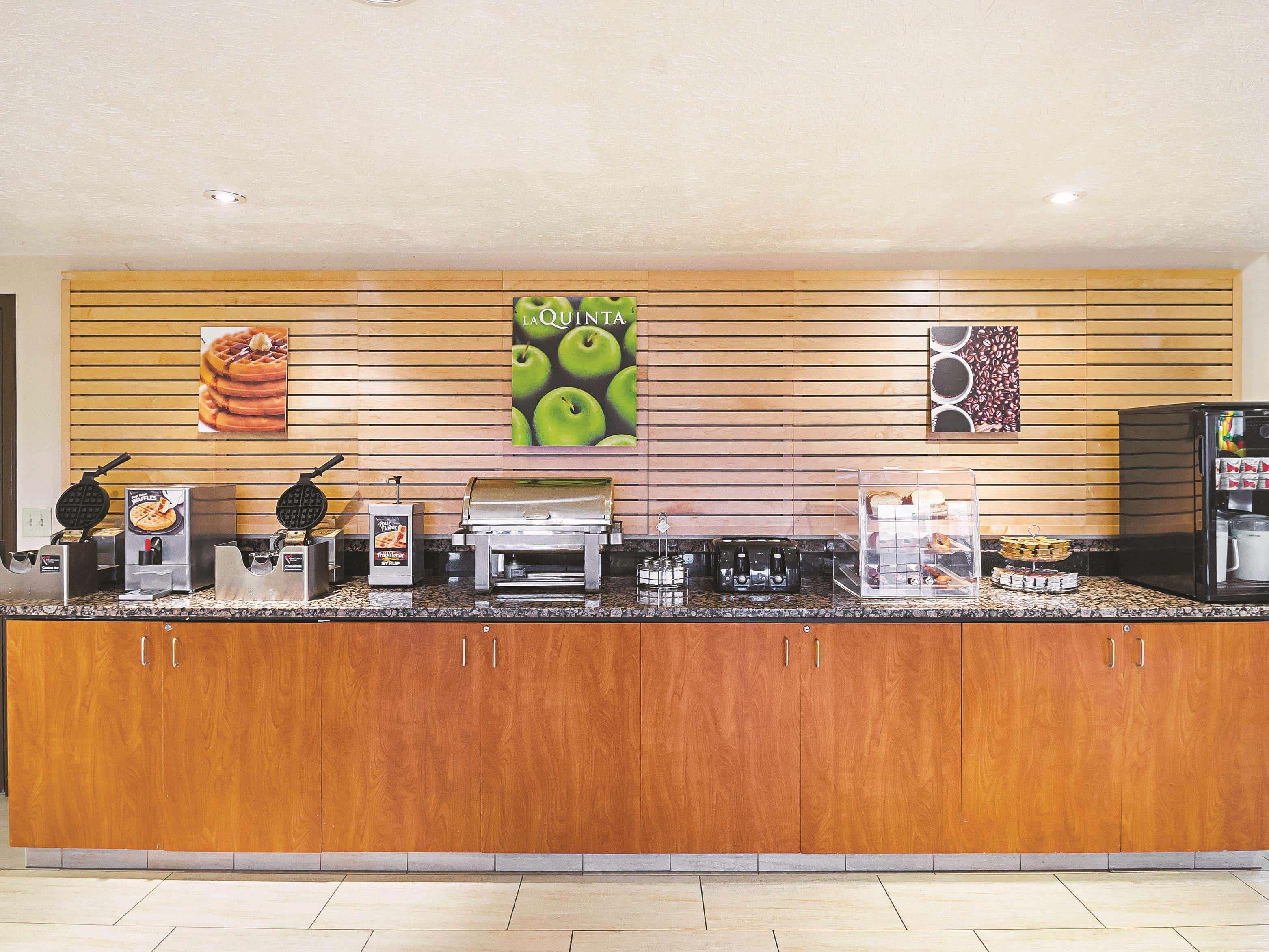 La Quinta By Wyndham Woodburn Hotel Luaran gambar